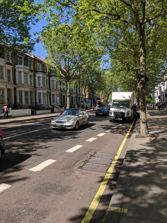 Oyo Lifestyle Golden Strand London Eksteriør billede